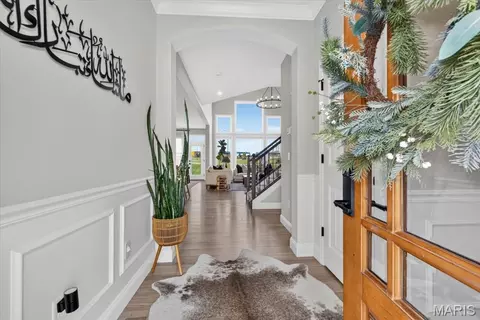 Entry Way - 401 Burnley Dr, O'fallon, MO 63368 photo 1 of 5