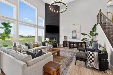 Living - 401 Burnley Dr, O'fallon, MO 63368 photo 1 of 5