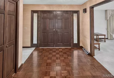 Entry Way - 948 Donna Dr, Jackson, MO 63755 photo 1 of 3