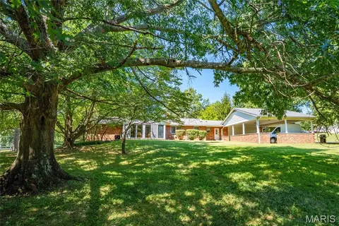 Exterior - 948 Donna Dr, Jackson, MO 63755 photo 18 of 23