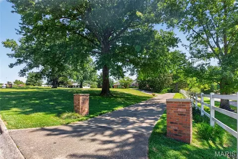 Exterior - 948 Donna Dr, Jackson, MO 63755 photo 11 of 23