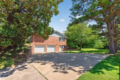Exterior - 948 Donna Dr, Jackson, MO 63755 photo 13 of 23