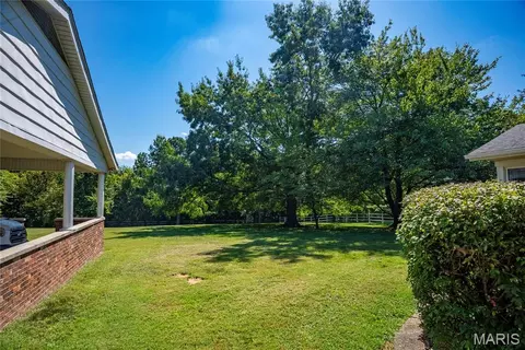 Exterior - 948 Donna Dr, Jackson, MO 63755 photo 21 of 23