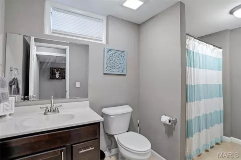 Bath - 518 W 7th St, Hermann, MO 65041 photo 6 of 7