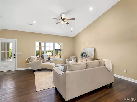 Living - 131 Stone Ledge Dr, Saint Clair, MO 63077 photo 1 of 1