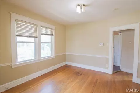Living - 5714 Pamplin Pl, Saint Louis, MO 63136 photo 3 of 3