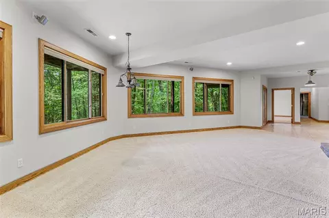 Living - 744 Mound Rd, Festus, MO 63028 photo 5 of 8