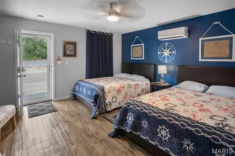 Bedroom - 111 Main St E, Grafton, IL 62037 photo 1 of 17