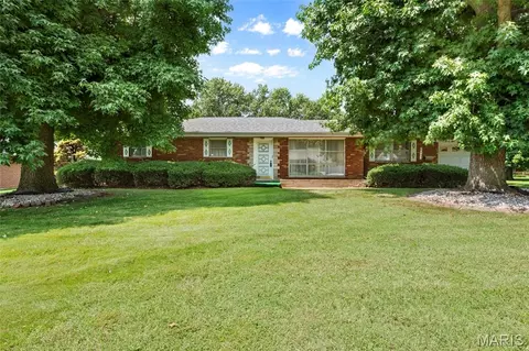 103 Irene Dr, Collinsville, IL 62234