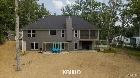 Exterior - 1077 Bell Rd, Wright City, MO 63390 photo 2 of 5