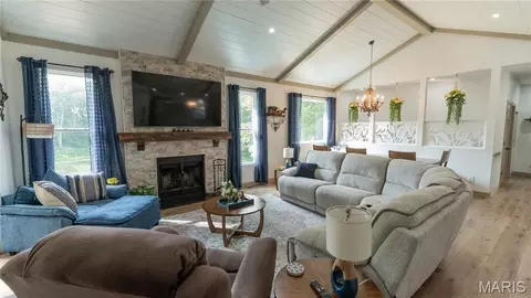 Living - 1077 Bell Rd, Wright City, MO 63390 photo 1 of 1