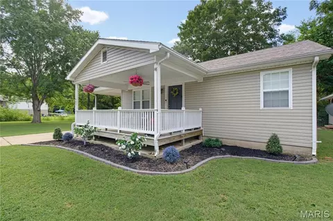 407 Maple St, Piedmont, MO 63957