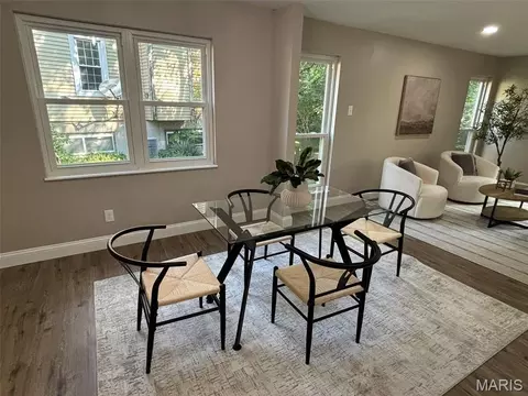 Dining - 754 Carman Woods Dr, Manchester, MO 63021 photo 2 of 2