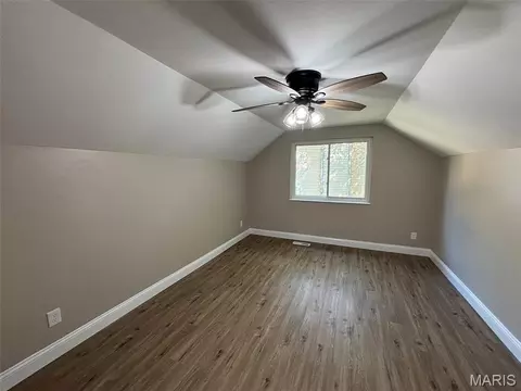 Bedroom - 754 Carman Woods Dr, Manchester, MO 63021 photo 7 of 8