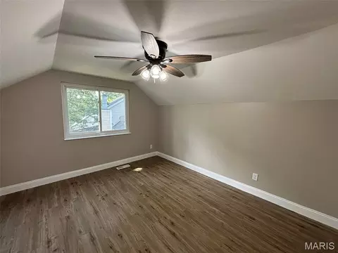 Bedroom - 754 Carman Woods Dr, Manchester, MO 63021 photo 5 of 8