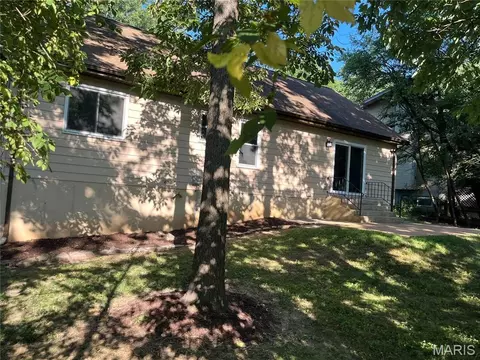 Exterior - 754 Carman Woods Dr, Manchester, MO 63021 photo 5 of 6