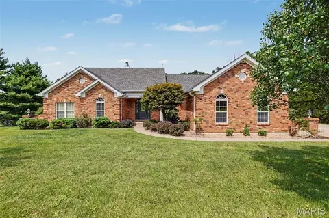 111 Cooperwyck Rd, Wentzville, MO 63385
