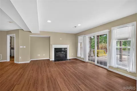 Living - 1635 Yale Ave, Rolla, MO 65401 photo 9 of 9
