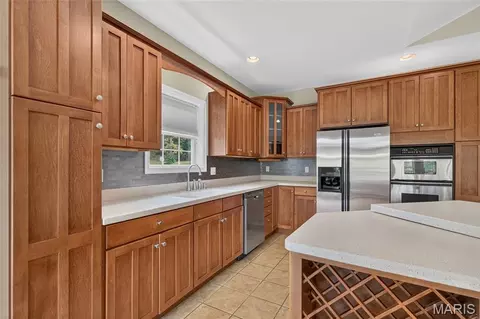 Kitchen - 1635 Yale Ave, Rolla, MO 65401 photo 2 of 5
