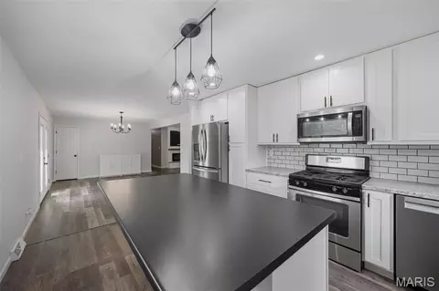 Kitchen - 1312 Primrose Dr, Arnold, MO 63010 photo 2 of 2