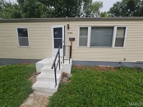 10154 Coburg Lands Dr, Saint Louis, MO 63137