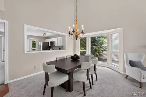 Dining - 1032 Oak Glen Cir, Ballwin, MO 63021 photo 2 of 2