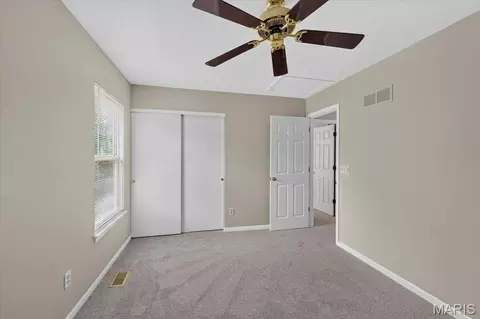 Bedroom - 1032 Oak Glen Cir, Ballwin, MO 63021 photo 9 of 9
