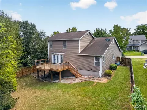 Exterior - 1032 Oak Glen Cir, Ballwin, MO 63021 photo 2 of 7
