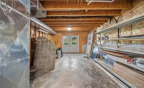 Entry Way - 821 Cambridge Dr, Rolla, MO 65401 photo 5 of 5