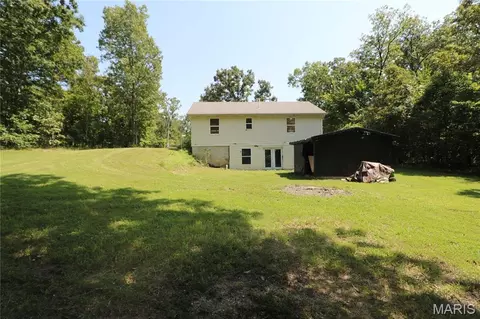 Exterior - 464 Red Fox Dr, Bourbon, MO 65441 photo 4 of 9