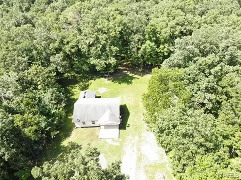 Exterior - 464 Red Fox Dr, Bourbon, MO 65441 photo 9 of 9