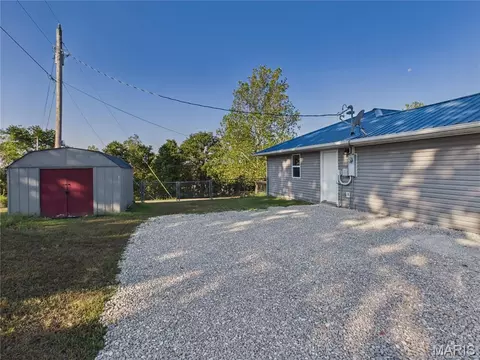 Exterior - 14328 Torpedo Dr, Saint Robert, MO 65584 photo 1 of 12