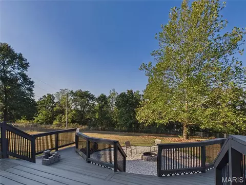 Exterior - 14328 Torpedo Dr, Saint Robert, MO 65584 photo 6 of 12