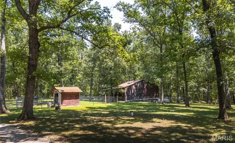 Exterior - 4347 Licklider Rd, Cuba, MO 65453 photo 4 of 7