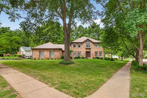 Exterior - 1903 Larimer Trl, Wildwood, MO 63011 photo 2 of 10