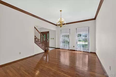 Living - 1903 Larimer Trl, Wildwood, MO 63011 photo 2 of 9