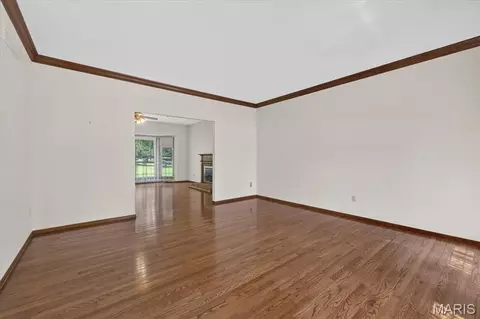 Living - 1903 Larimer Trl, Wildwood, MO 63011 photo 3 of 9