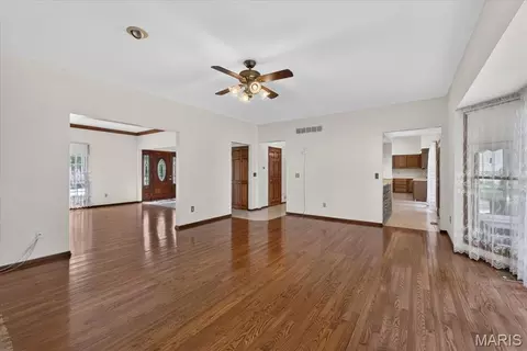 Living - 1903 Larimer Trl, Wildwood, MO 63011 photo 7 of 9