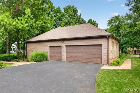 Exterior - 1903 Larimer Trl, Wildwood, MO 63011 photo 3 of 10