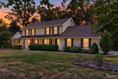 42 Timberland Ct, Foristell, MO 63348