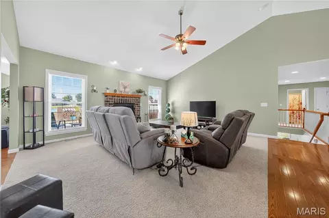 Living - 604 Judges Way, Troy, MO 63379 photo 1 of 3
