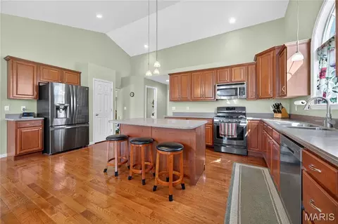 Kitchen - 604 Judges Way, Troy, MO 63379 photo 2 of 6