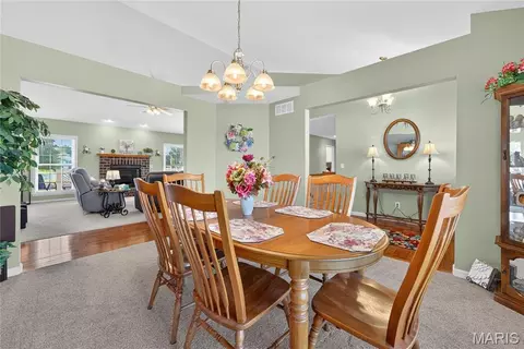 Dining - 604 Judges Way, Troy, MO 63379 photo 3 of 5