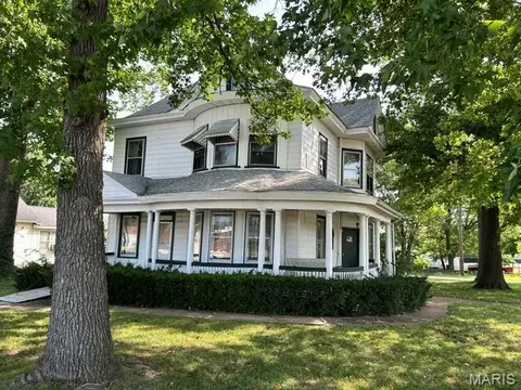 Exterior - 900 Cedar St, Bismarck, MO 63624 photo 4 of 4