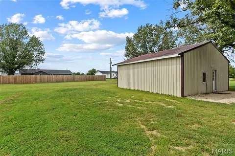 Exterior - 70 Kyle Dr, Benton, MO 63736 photo 10 of 11