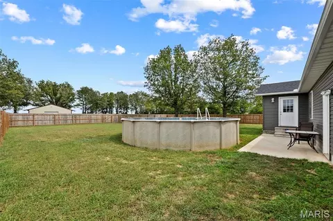 Exterior - 70 Kyle Dr, Benton, MO 63736 photo 4 of 11