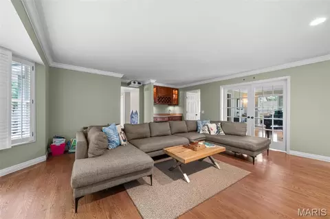 Living - 507 Prospector Ridge Dr, Ballwin, MO 63011 photo 1 of 3