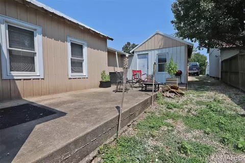 Exterior - 271 Shawneetown Rd, Jackson, MO 63755 photo 5 of 8
