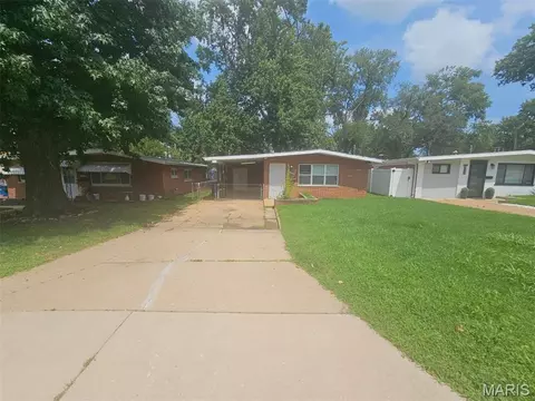 9117 Macon Ave, Saint Louis, MO 63134