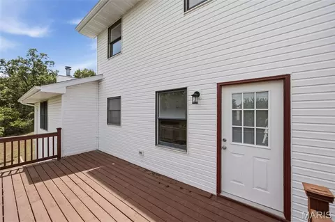 Exterior - 107 Meadow Ln, Saint Robert, MO 65584 photo 5 of 11